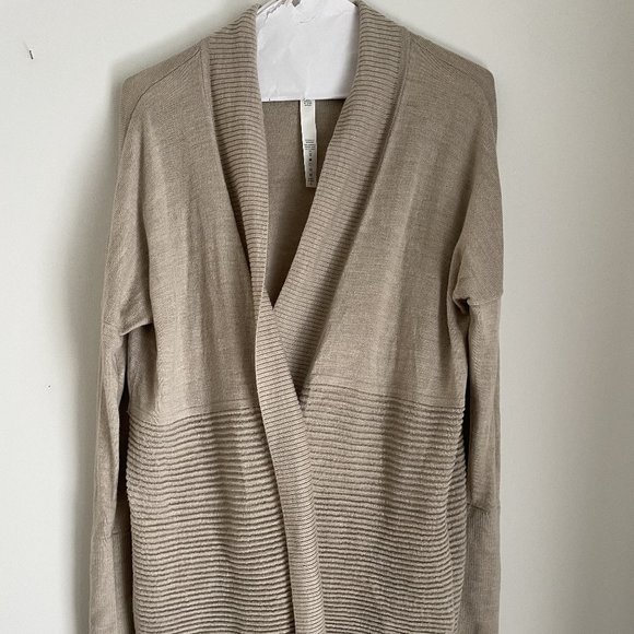 lululemon athletica Sweaters - Lululemon Sit in Lotus Wrap Sz 6 NWOT